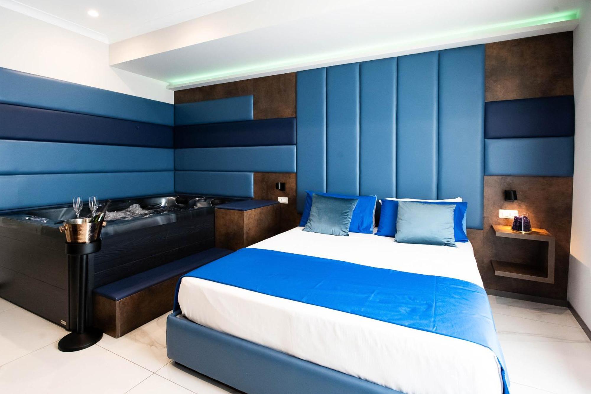 Imperatrice Suites Napoli Bagian luar foto